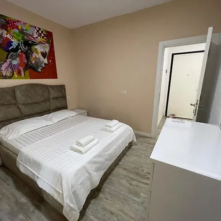 Boutique 3 - Cozy 1-bedroom Διαμέρισμα Τίρανα